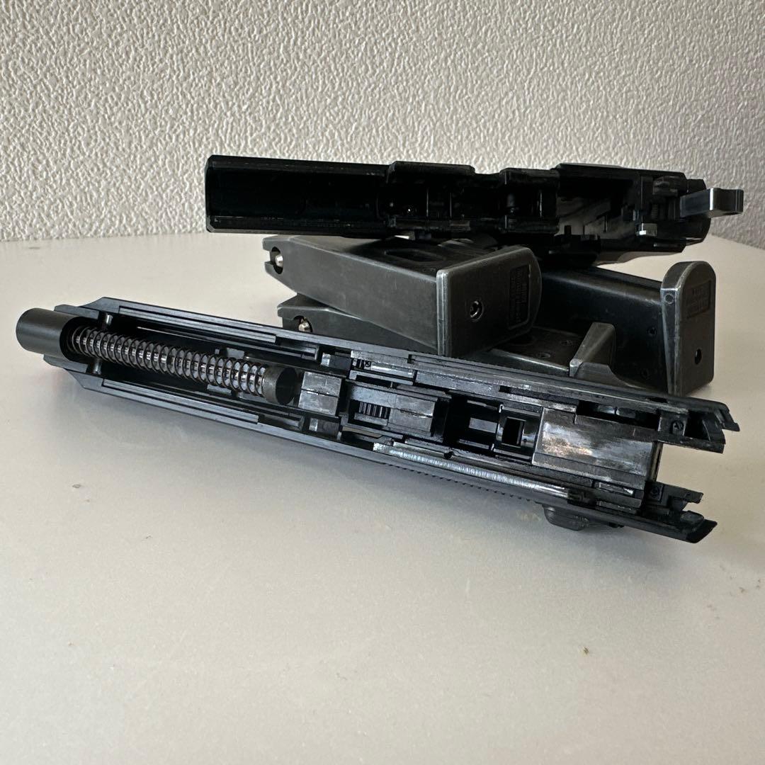 3*s様 東京マルイ　ガスブローバック　M9A1　マガジン３本付き