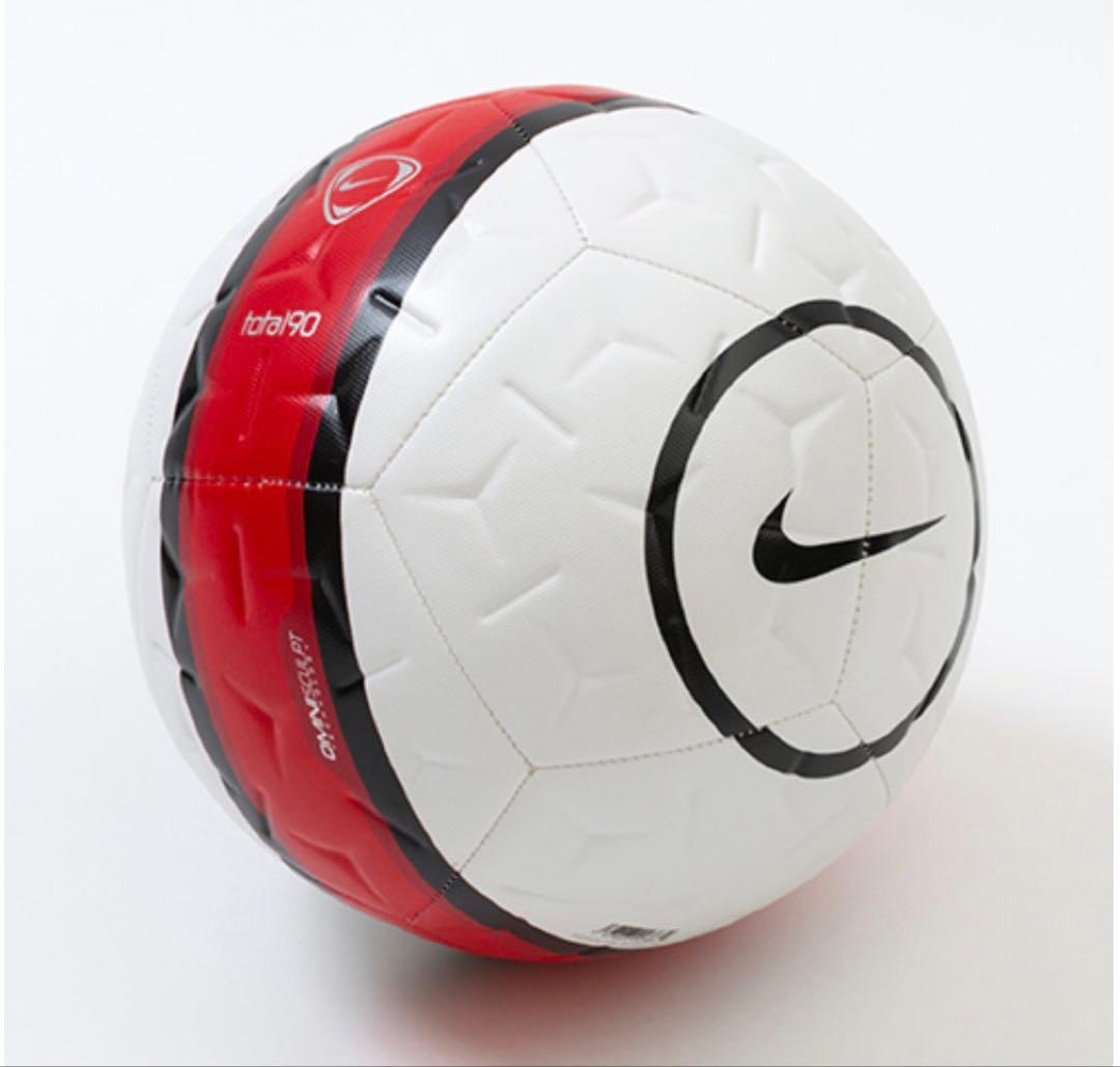 アカデミー　NIKE TOTAL 90 5号級　サッカーボール