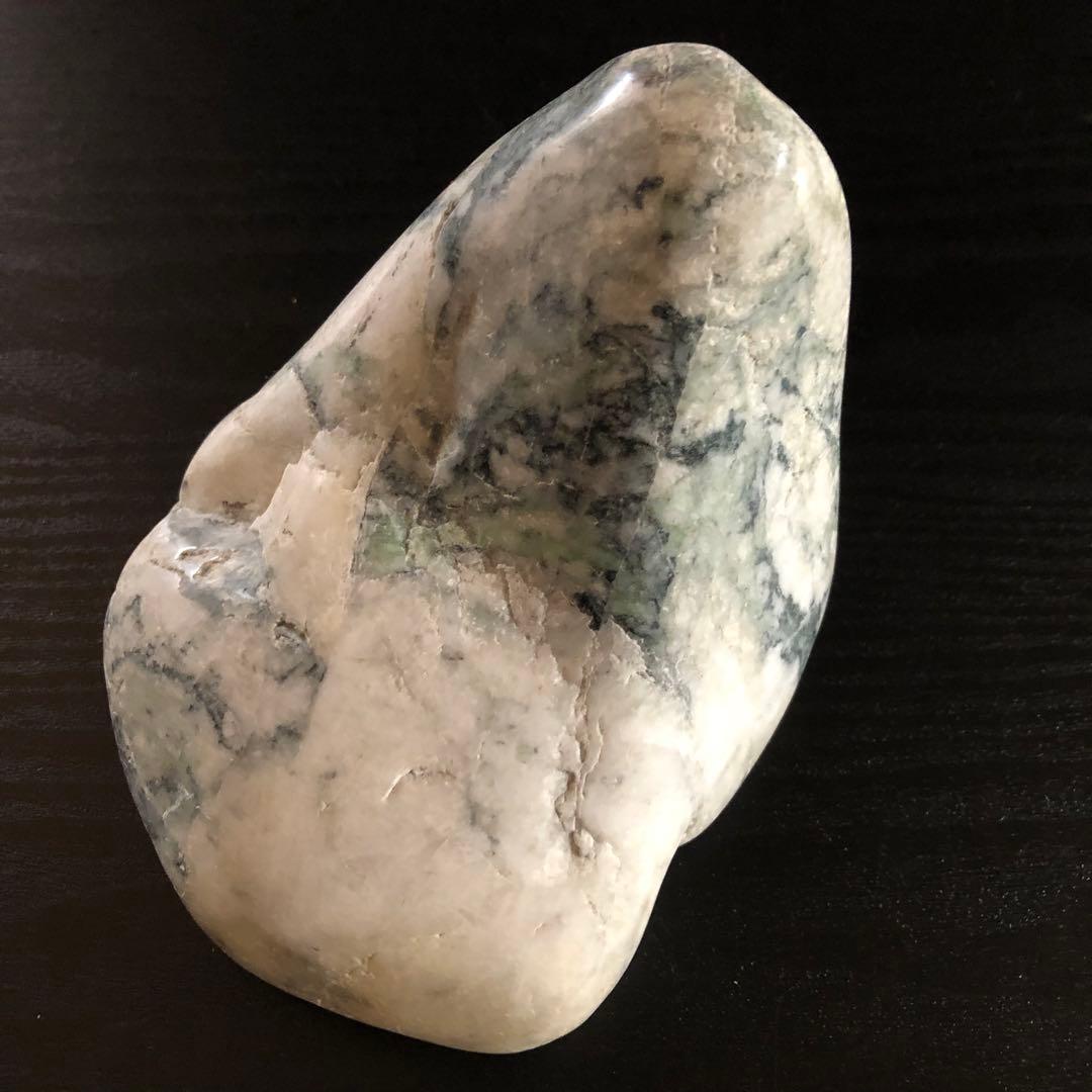 翡翠原石　糸魚川　姫川産