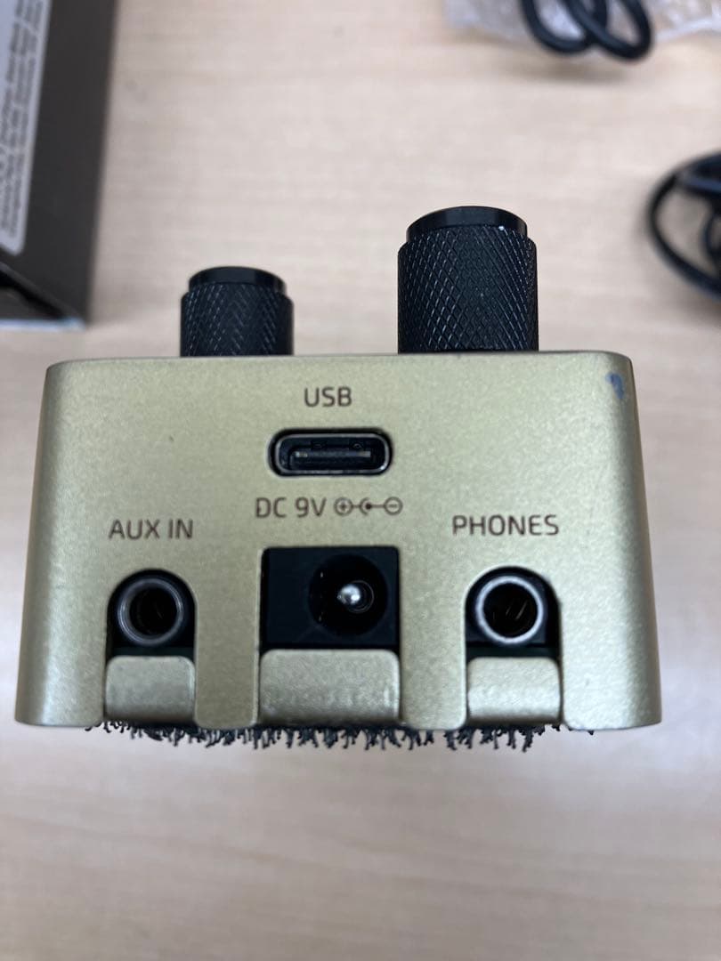 HOTONE OMNI AC アコースティックシュミレータ　USB C、箱付き