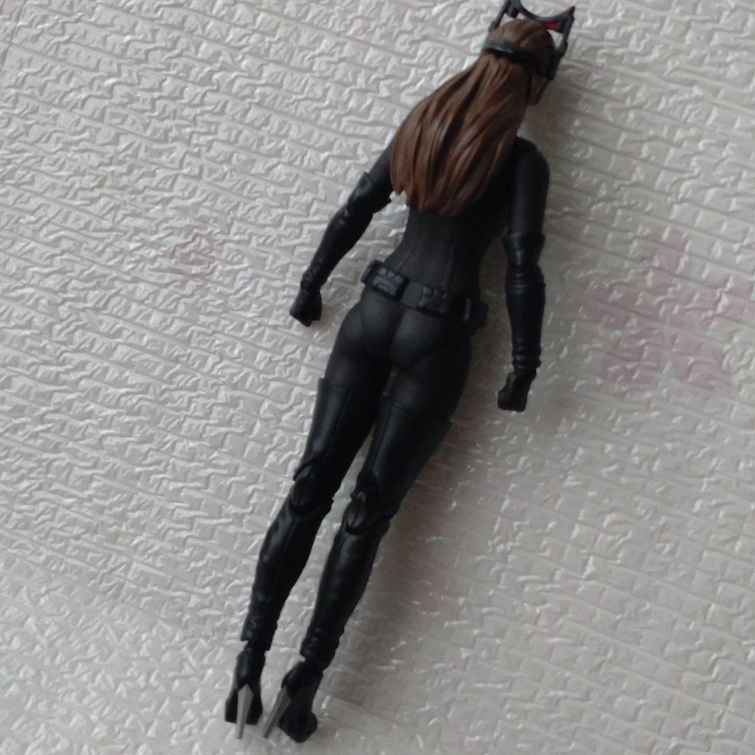 S.Hフィギュアーツ　キャットウーマン