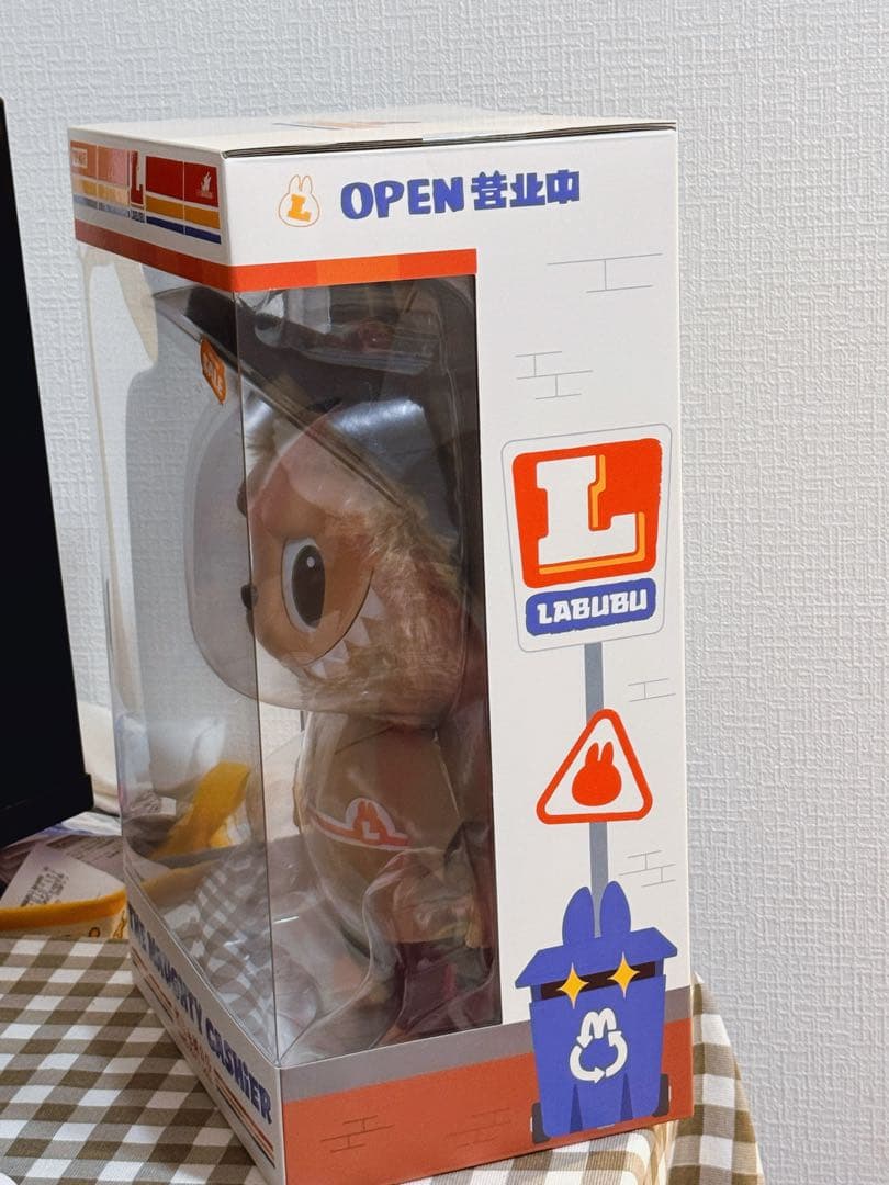 LABUBUラブブ The Naughty Cashierぬいぐるみ