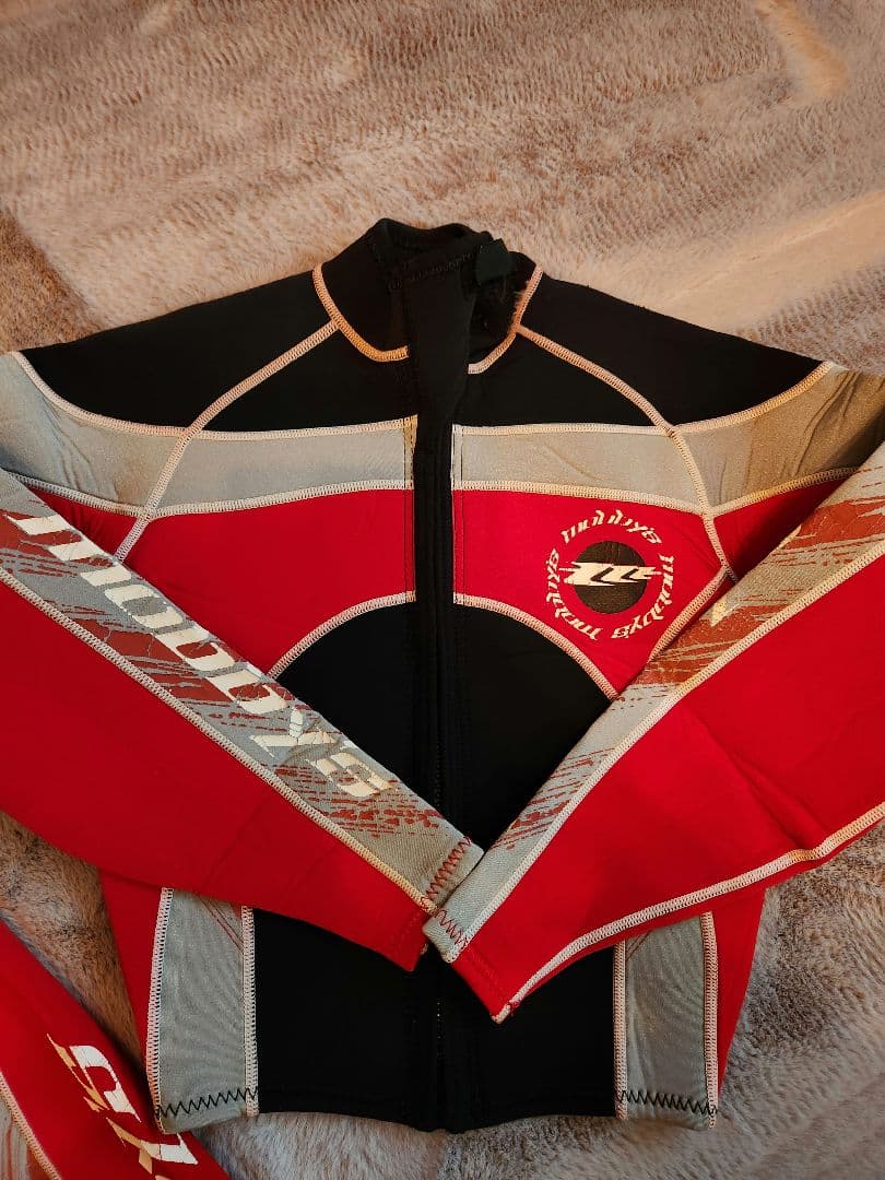 mobby's　ウェットスーツ　2ピース