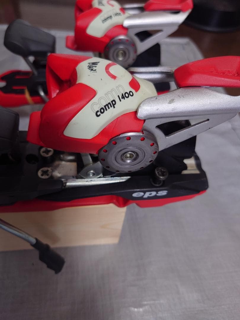 Marker comp 1400 ビンディング 赤/白