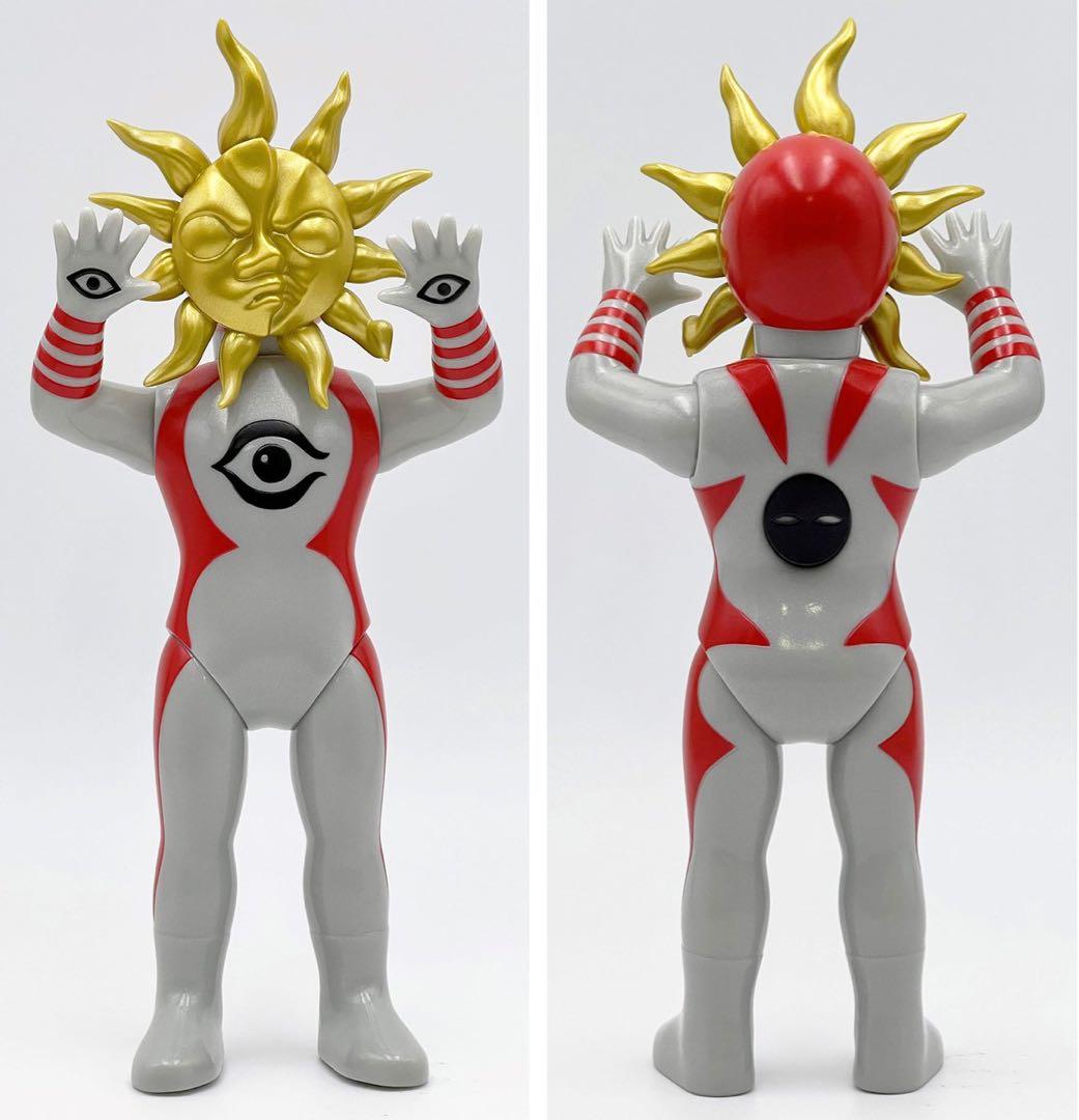 超復刻版　タローマン　ソフビ人形　タローマン展