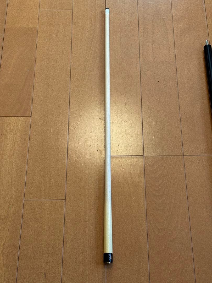 Predator 314 ビリヤードキュー 黒と白のコンビネーション （2本）