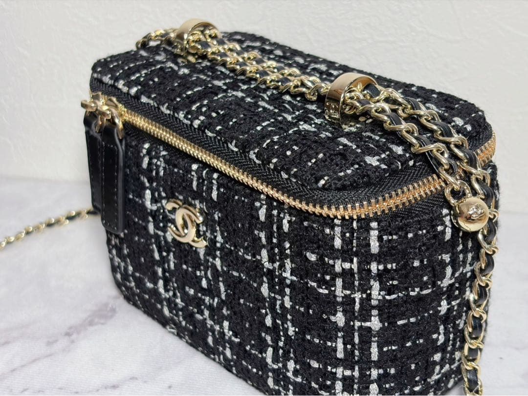 CHANEL シャネル　ノベルティ　チェーン　ショルダーバッグ　ツイード