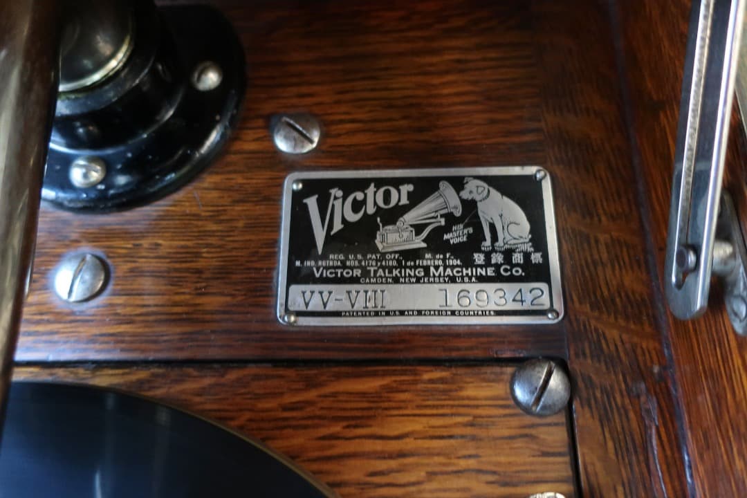 極上品！動画あり ! 蓄音機 ビクトローラ Victrola VV-VⅢ
