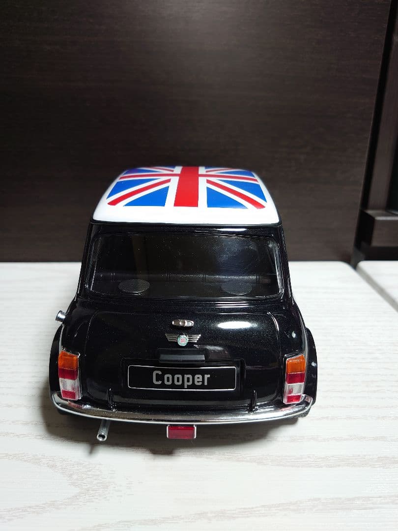KK-Scale 1/12 ミニクーパー ダイキャスト フィギュア