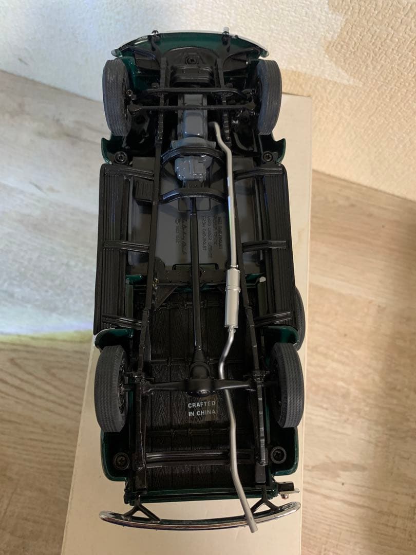 希少 ダンバリーミント Chevrolet 3100 ダークグリーン ミニカー