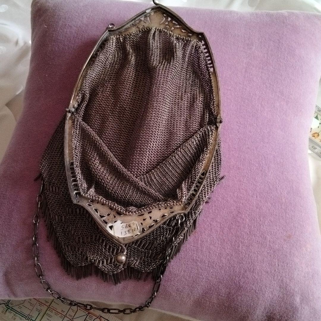 アンティークメッシュシルバーカラーバック希少品