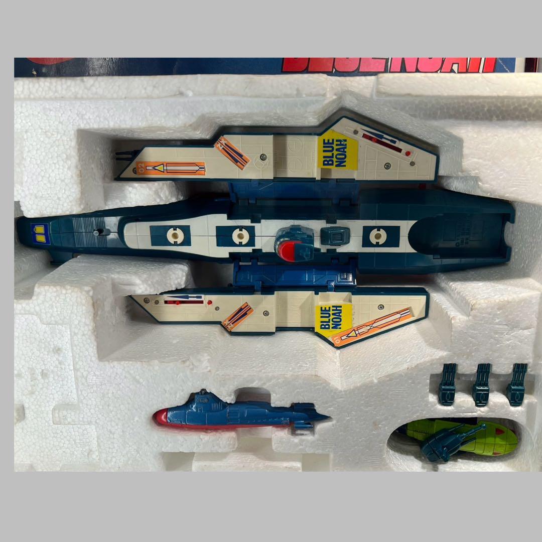 野村トーイ　宇宙空母ブルーノア 合体DX 超合金