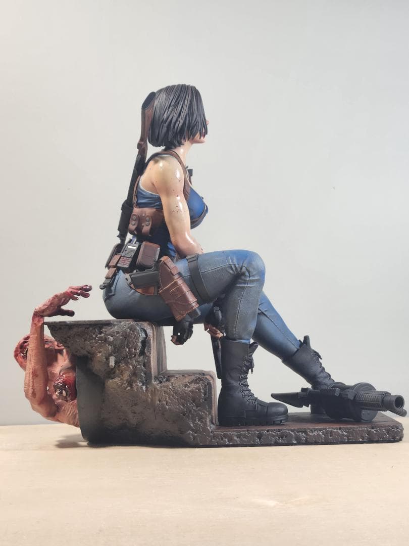 ジル・バレンタインガレージキット塗装済み完成品