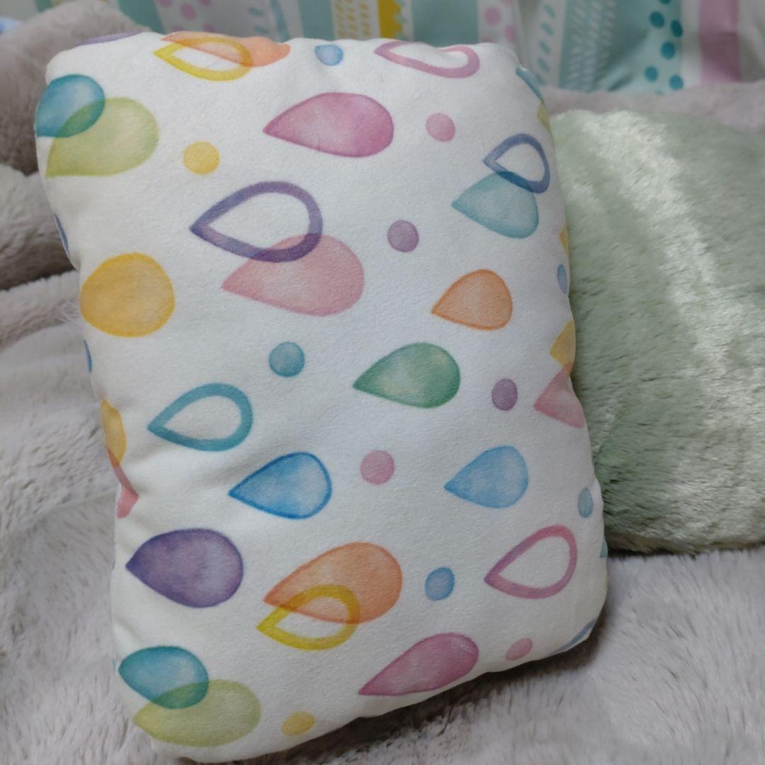 ディズニーシー　ビューティフルレイニーデイズ　ジェラトーニ　ぬいぐるみ　抱き枕