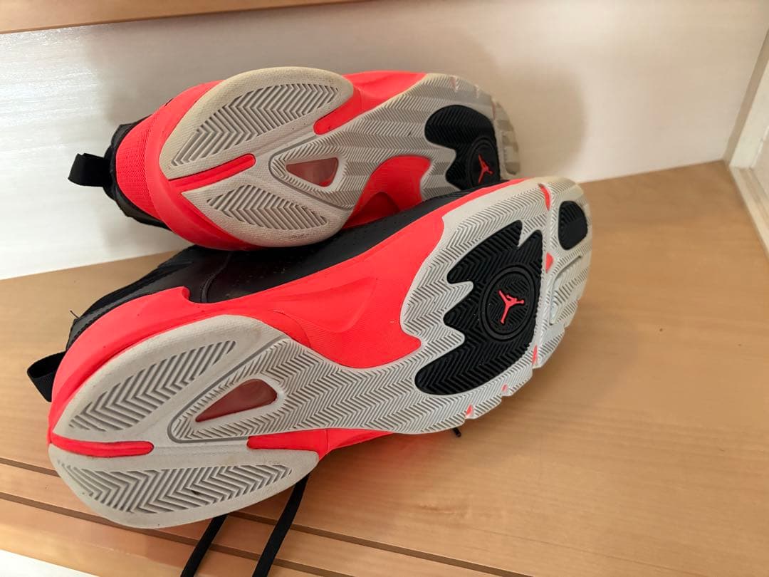 シューズ(男性用) Air Jordan 1 Mid