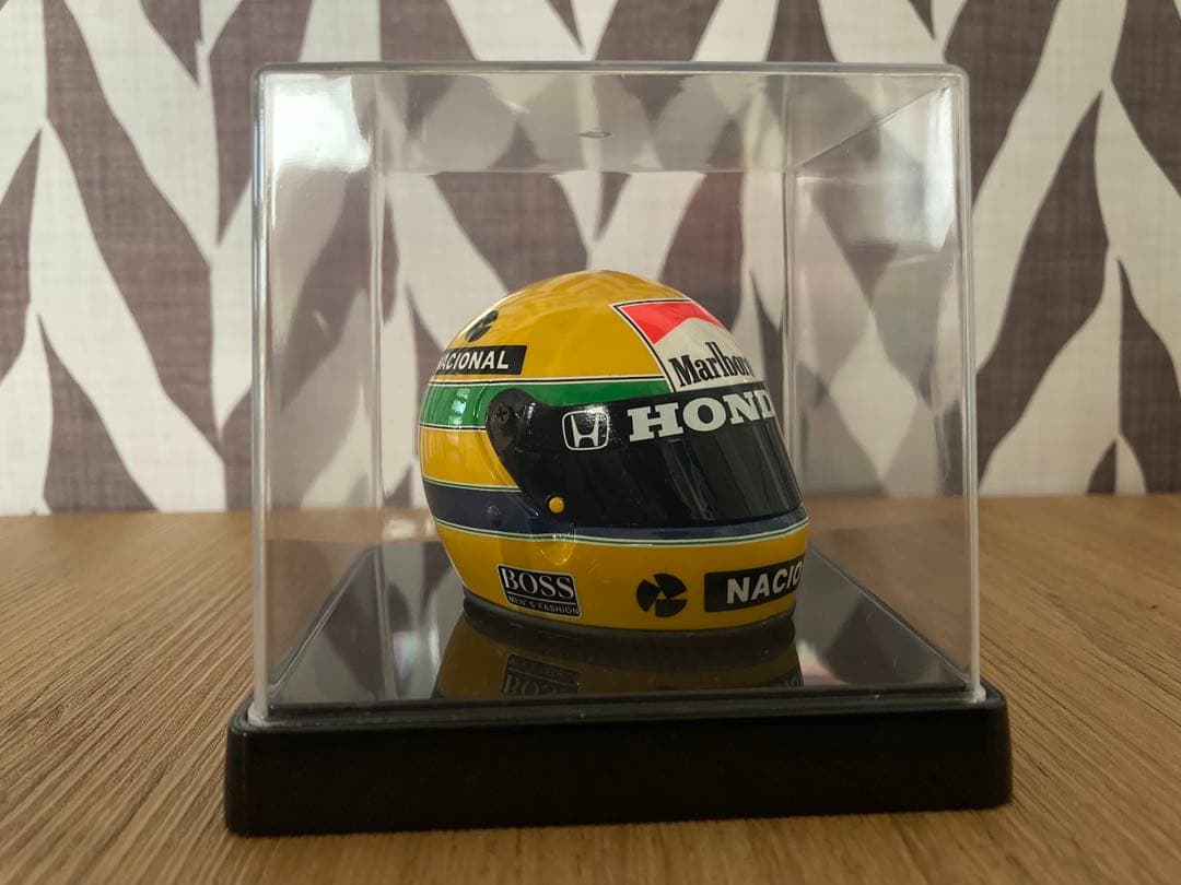 スピカマルボロ仕様　スパーク　1/5 セナ　ヘルメットコレクション　1/5