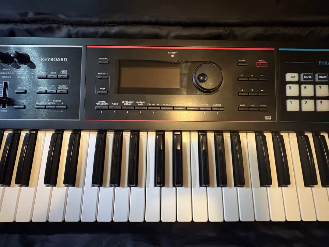 ✳︎U✳︎Roland JUNO-DS61＋純正ペダル＋専用ケース＋シールド