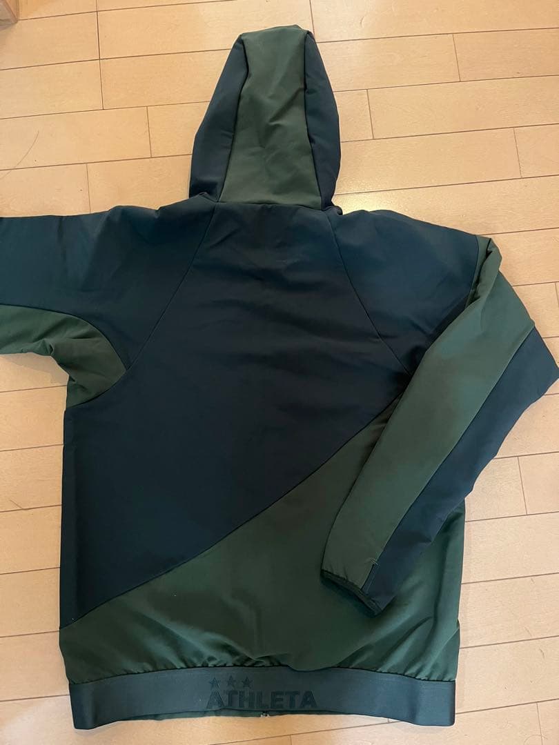 アスレタATHLETA O-rei 上下セット　ウォーマーピステ　Ｍサイズ