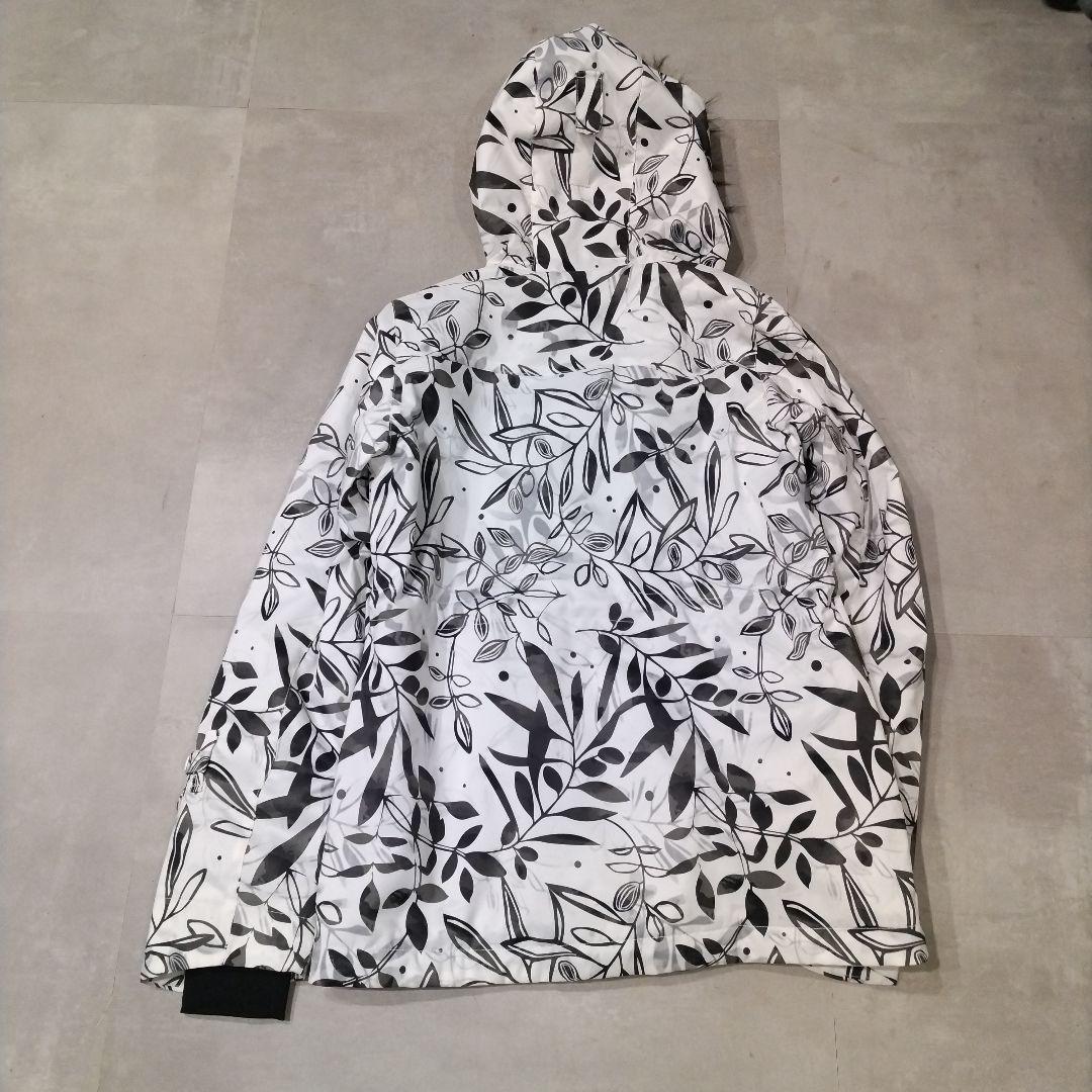 新品オンヨネ レディースL 多機能 多収納 スキーウェア上下セット スノーウェア