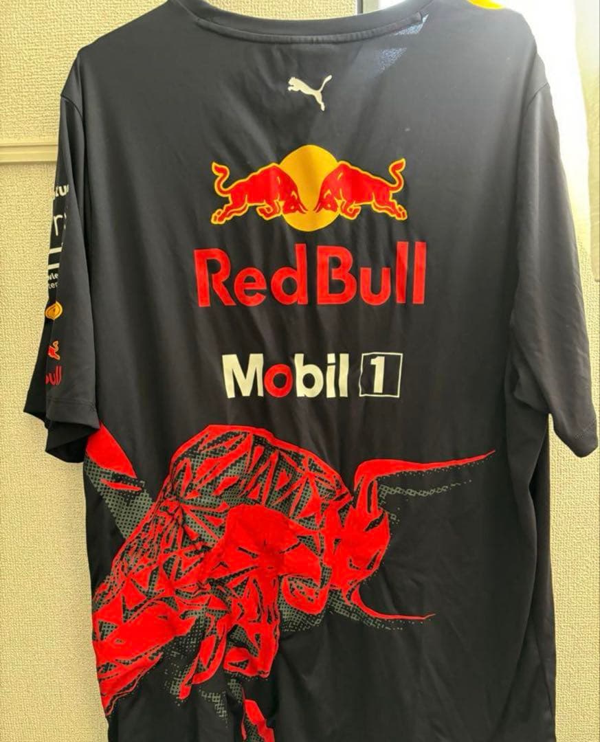 レッドブル　F1 キャップ帽子ユニフォーム