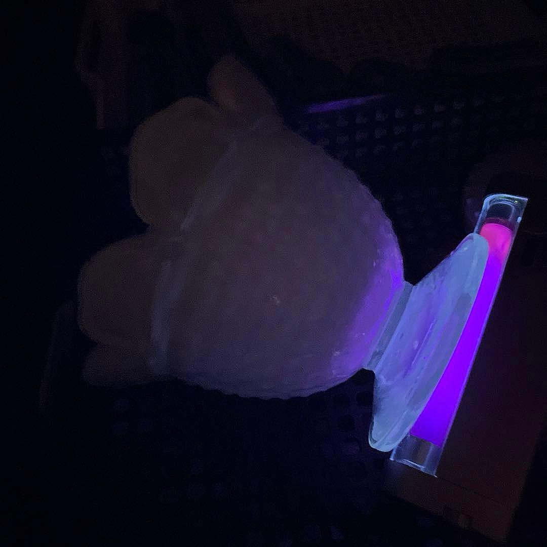 骨董　時代ガラス　霰プレス　あられ模様　花型　菓子器　飴屋瓶　ボンボン入れ