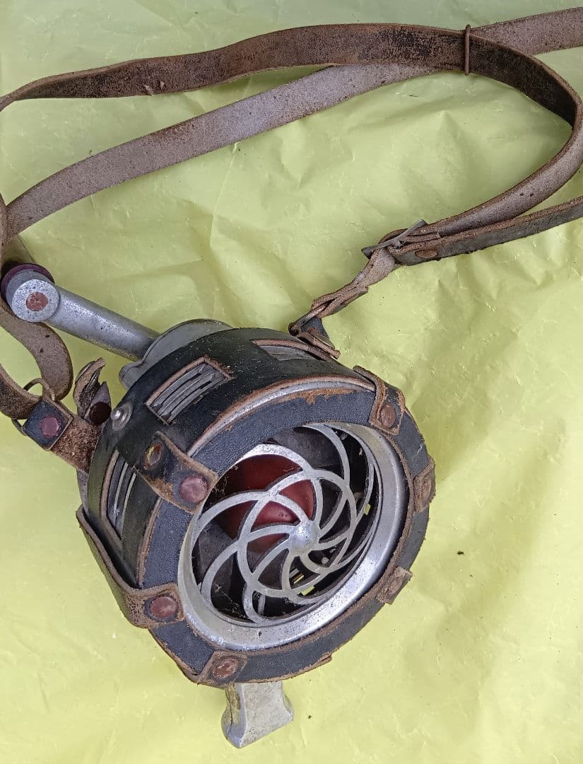 昭和レトロ品 緊急用手回しサイレン 「株式会社 赤尾保商店」