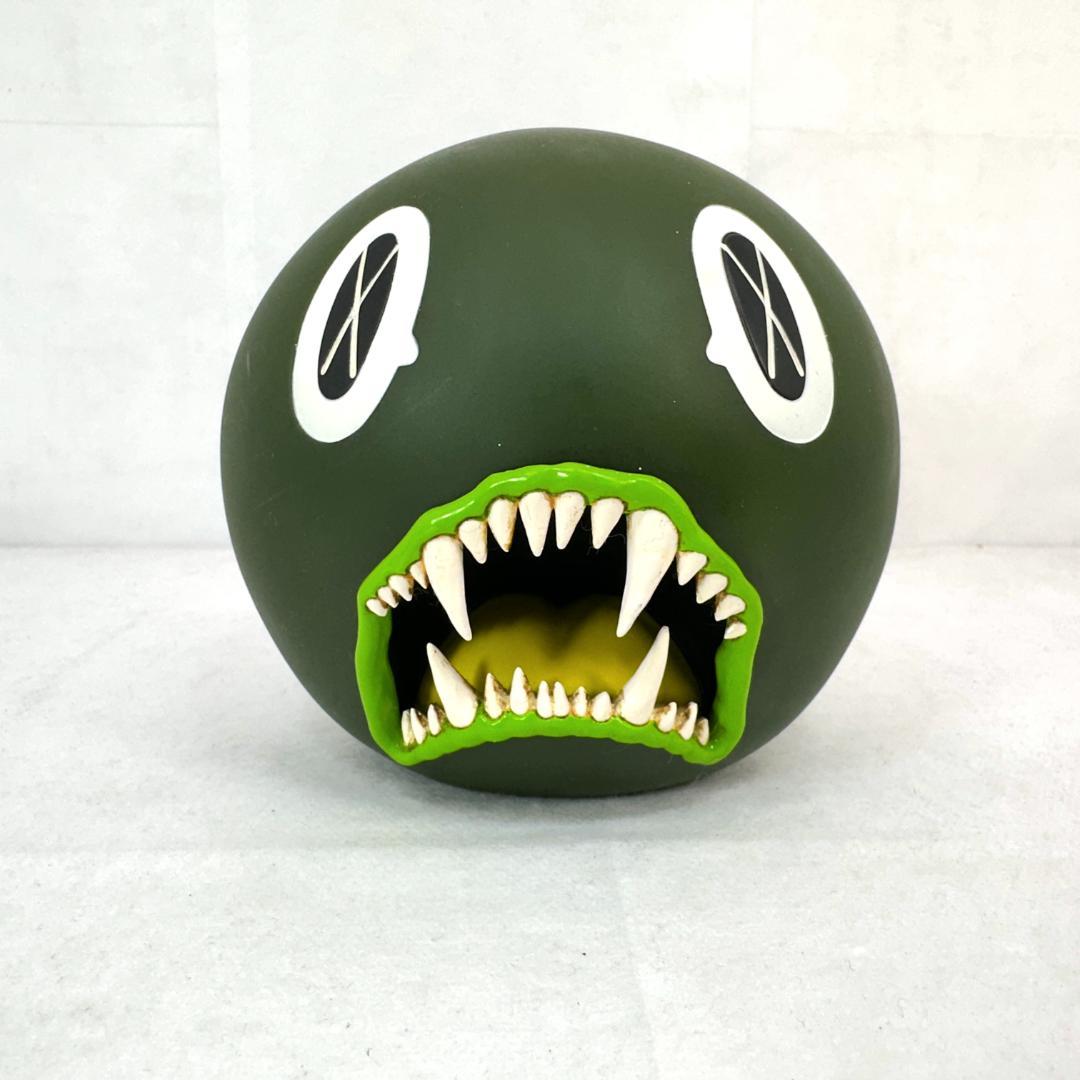 特撮 OriginalFake Kaws Cat Teeth Bank Green