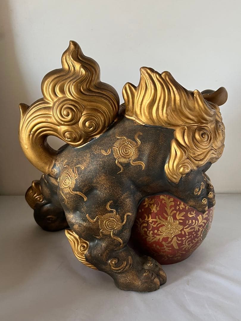 置物　色絵金彩 獅子置物 高30cm 貴重/西き—001