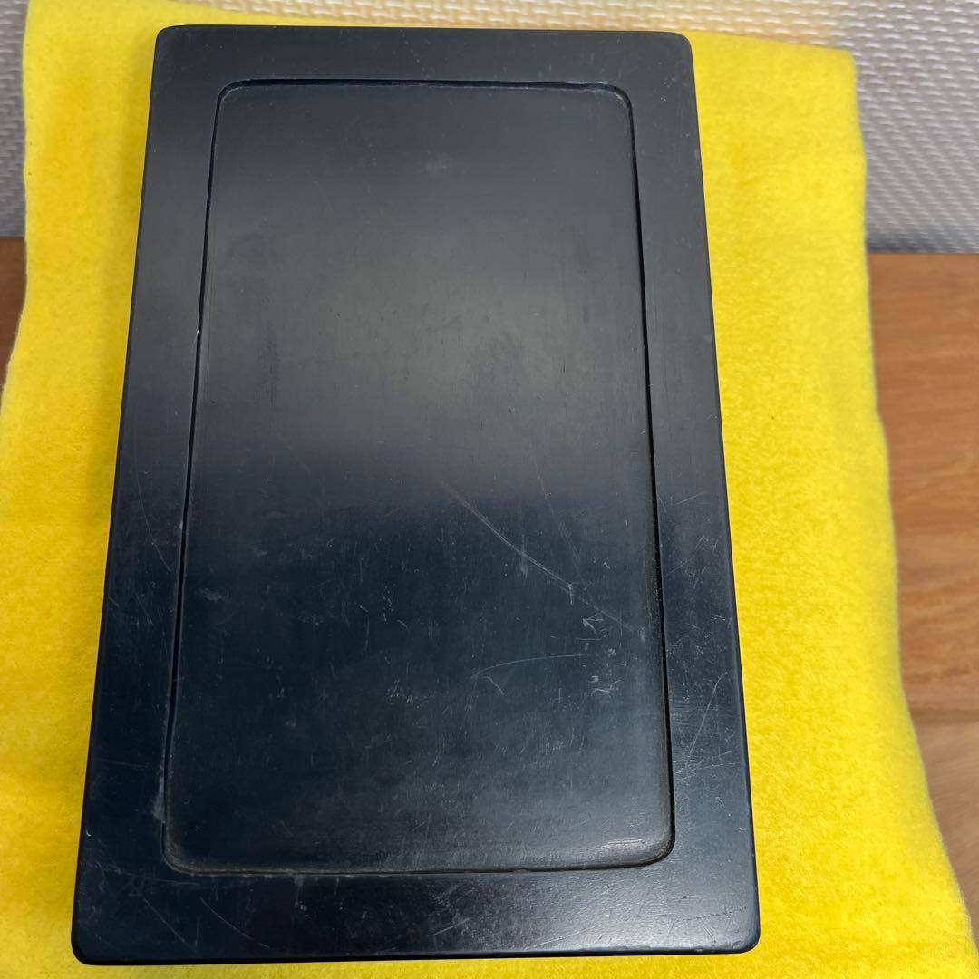 ⭕️端渓硯　牡丹彫刻美しい　硯陰を削り彫り