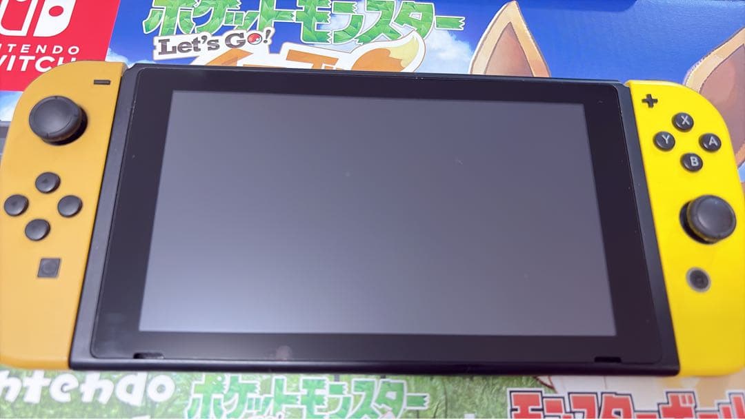 【美品】Nintendo Switch 本体 ピカブイ【メモリーカード付き】