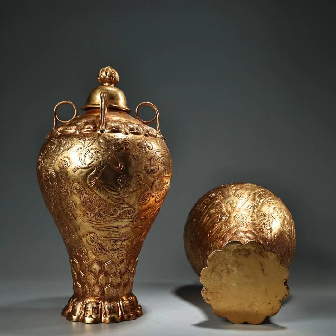 中国古美術・旧蔵飞天侍女鎏金花瓶セット・純銅細密彫・純手作り・高浮彫・置物・文房