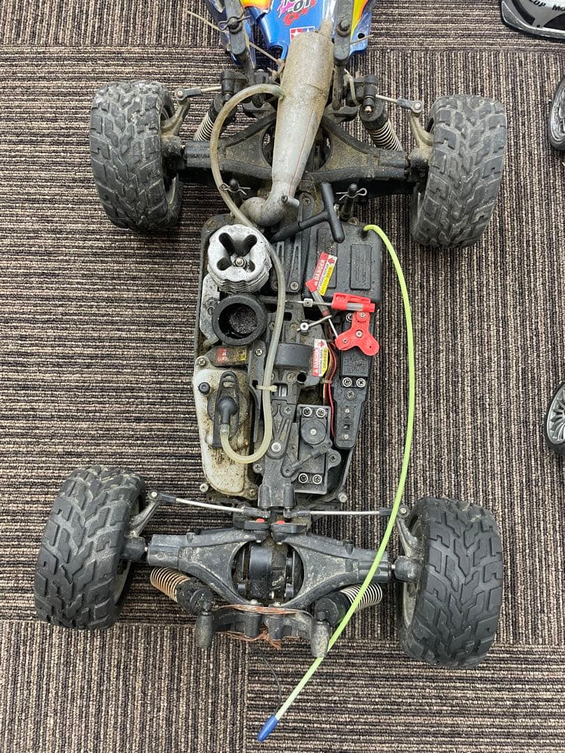 タミヤラジコン エンジン２台ジャンク品　プロポあり