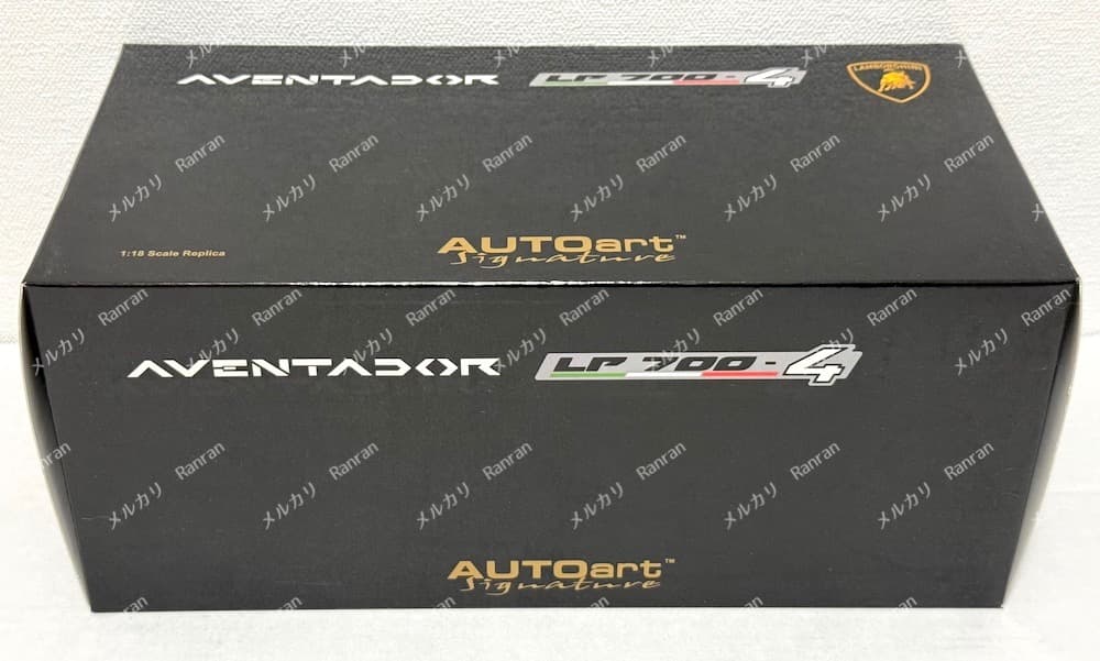 ミニカー 1/18 AUTOart Lamborghini AVENTADOR LP700