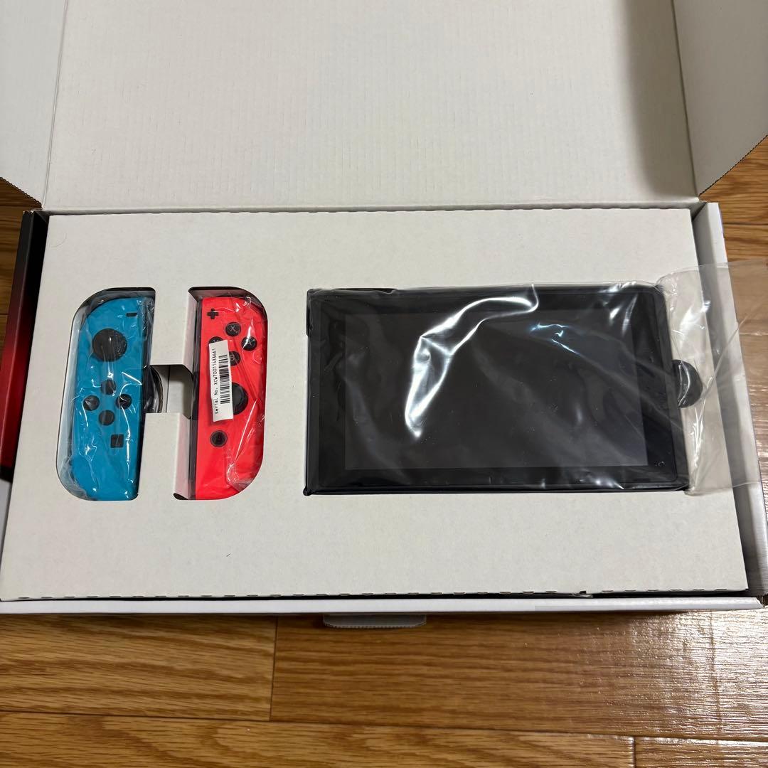 Nintendo Switch 本体 青/赤 Joy-Con付き