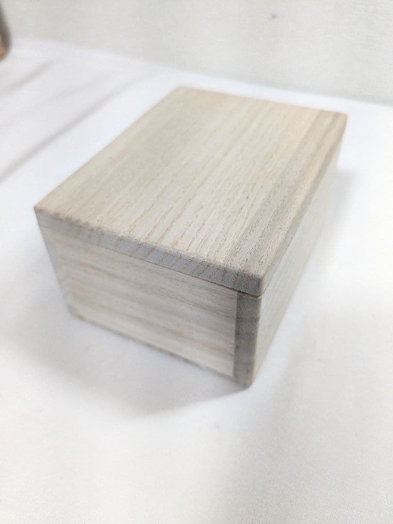 岩木秀斎 香合 亀甲形 唐草青海波絵 茶道具