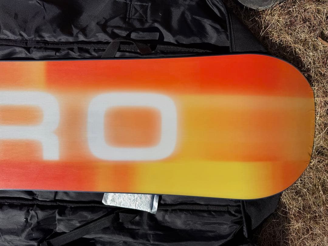 ナイトロスノーボード　チーム152 23-24モデル ゴマ味噌