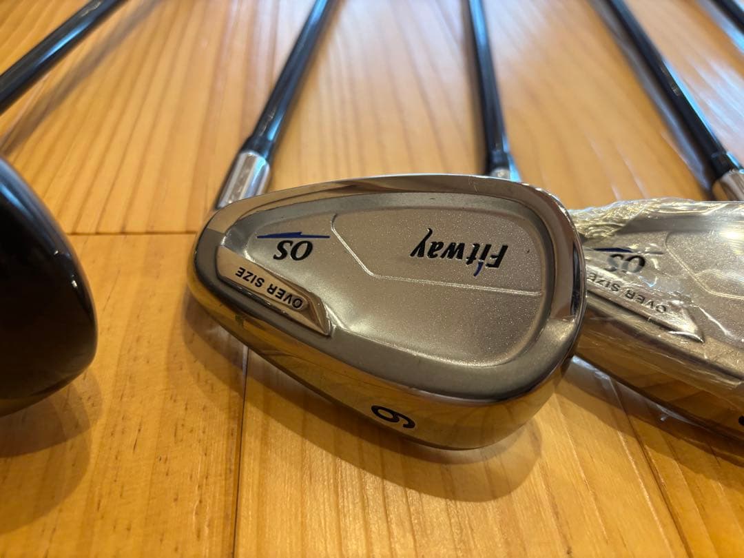 し*う様 Nike ゴルフバッグ・キャディバッグ 13本（2本は新品）　新品ボー