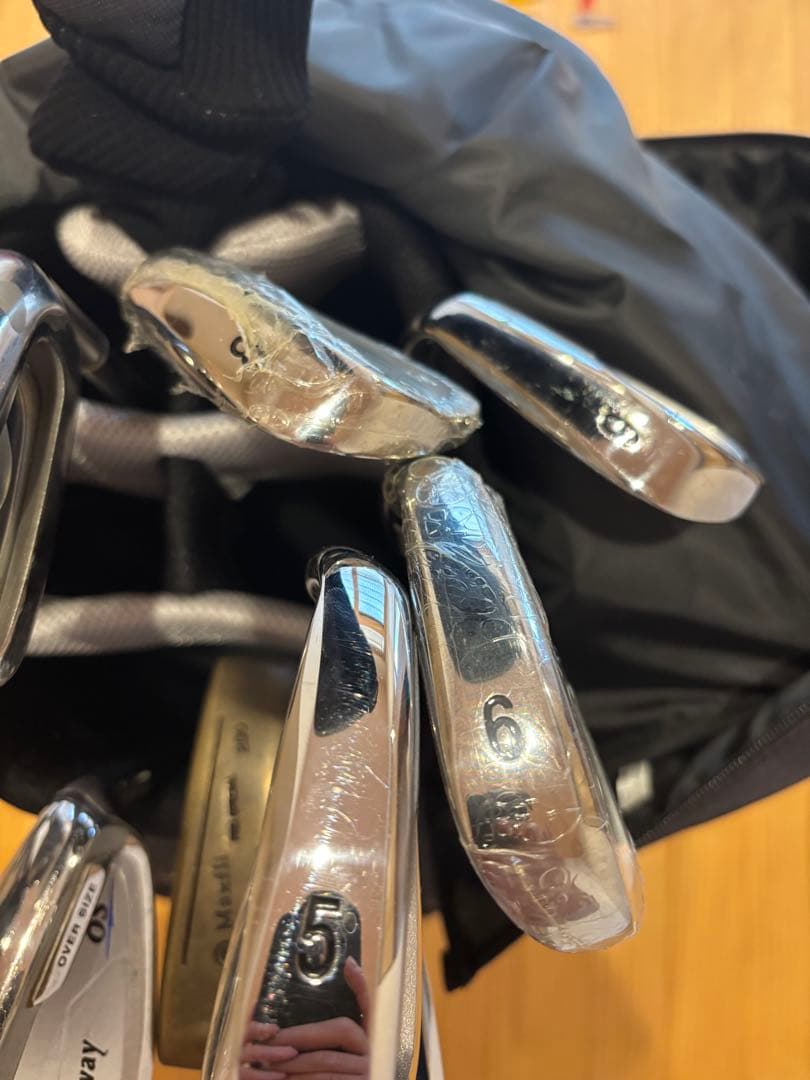 し*う様 Nike ゴルフバッグ・キャディバッグ 13本（2本は新品）　新品ボー