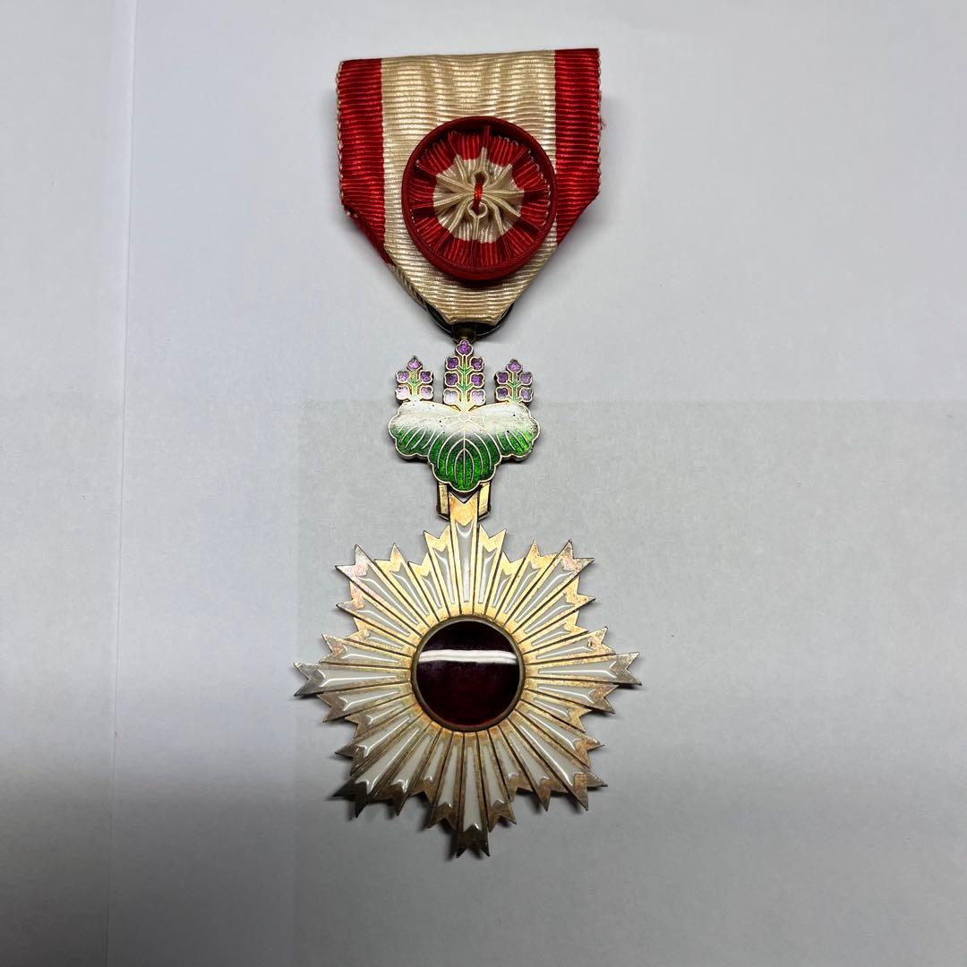 勲四等旭日小綬章