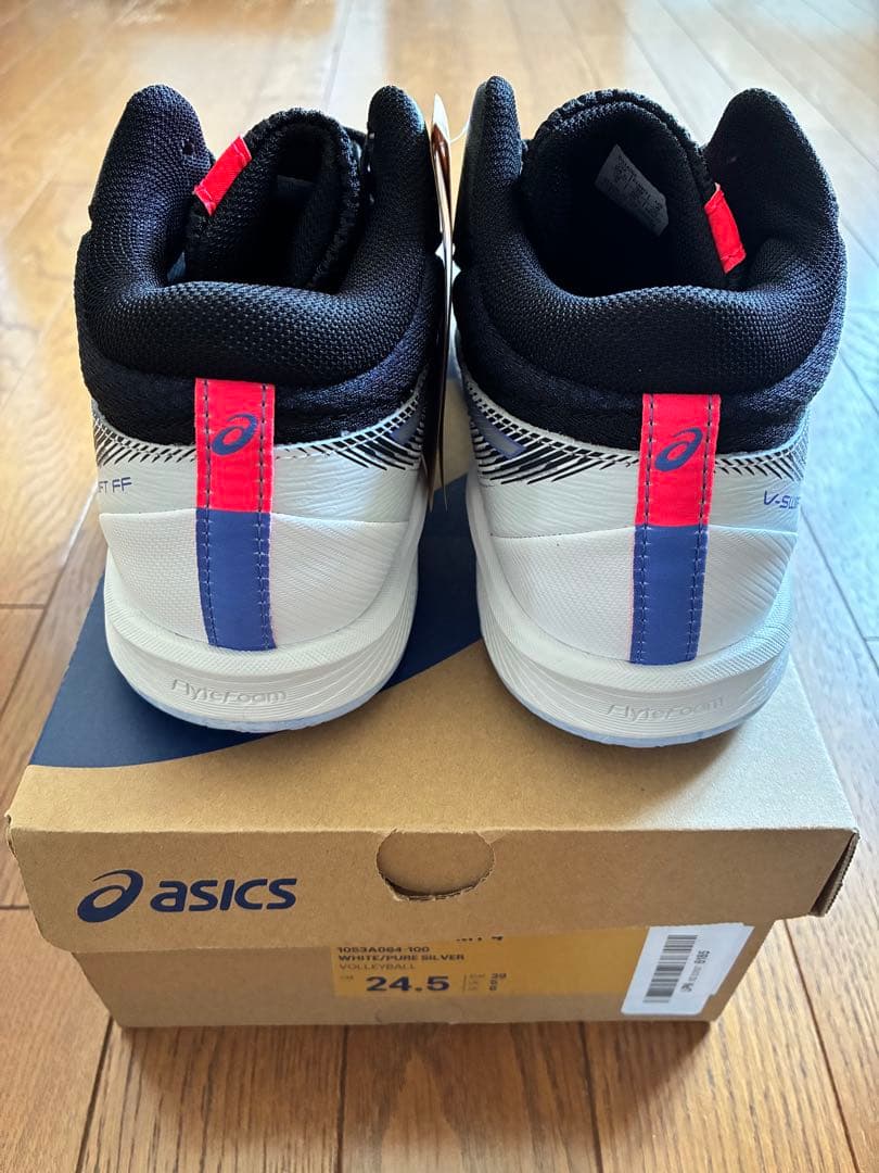 [asics]バレーボールシューズV-SWIFT FF MT 4 24.5㎝