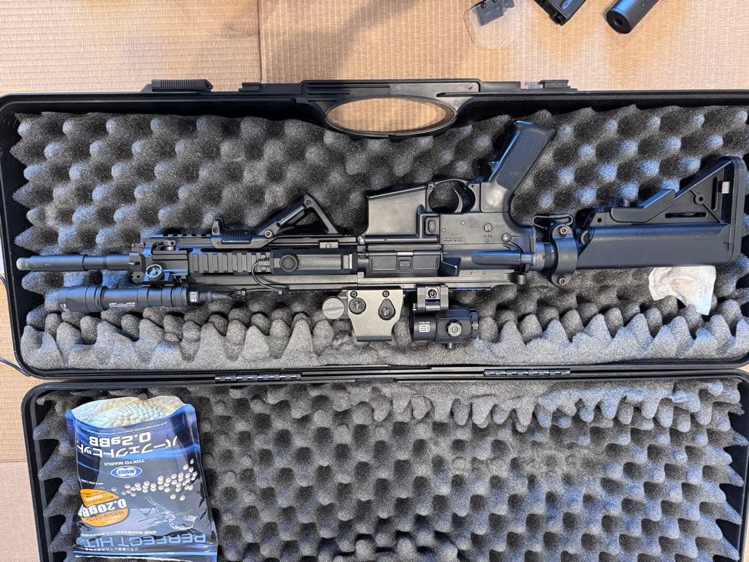 次世代電動ガン SOPMOD M4 ケース付き 完品