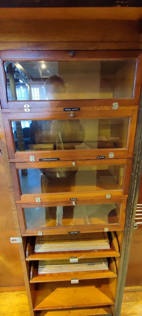 アンティーク キャビネット