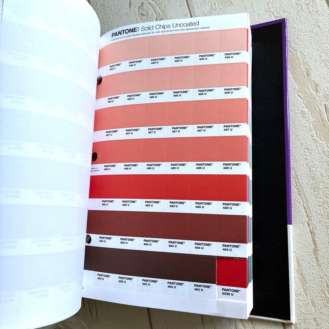 Leandra！Pantone solid chips uncoated