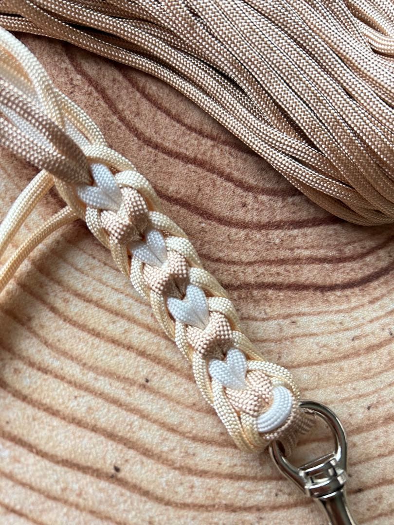 パラコードリード　カフェリード　ラブラブ編み　プラム　No.102