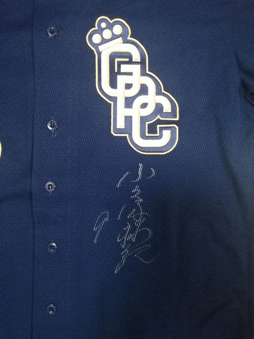 ホークス 小久保裕紀監督 実使用直筆サイン入りユニフォーム