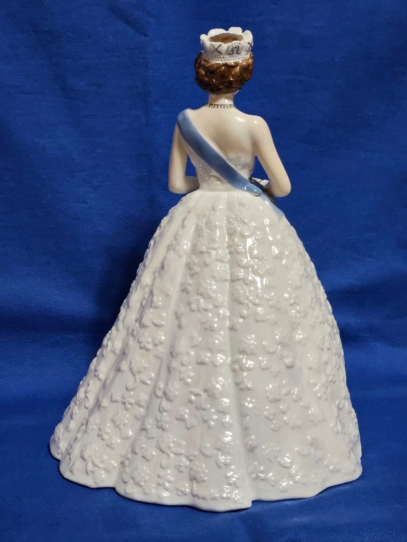レア エリザベス女王 フィギュア ロイヤルウースター 1953年 フィギュリン