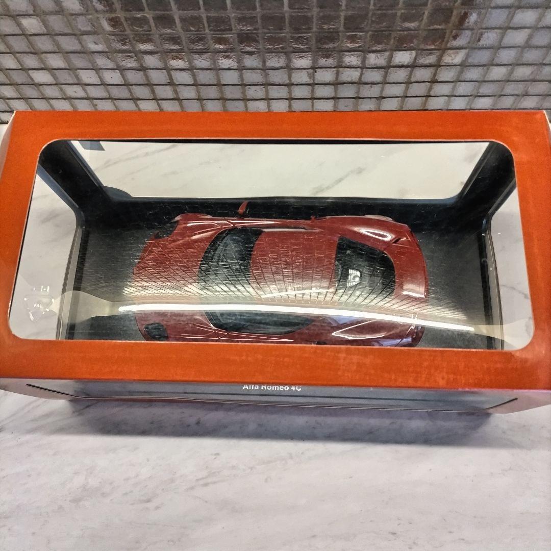 新品未使用✨️ AUTOart1/18 アルファロメオ 4c
