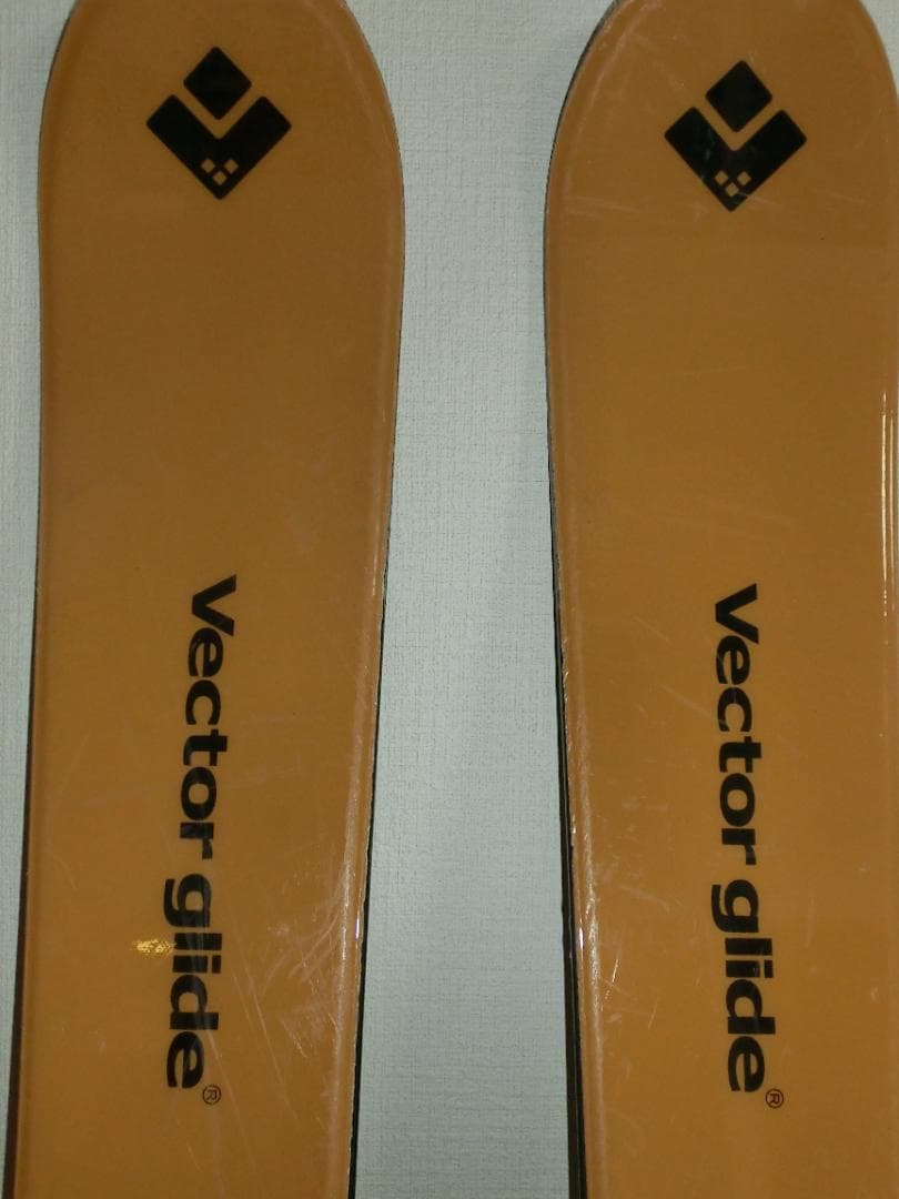 ベクターグライド　モムニーテレマーク　173