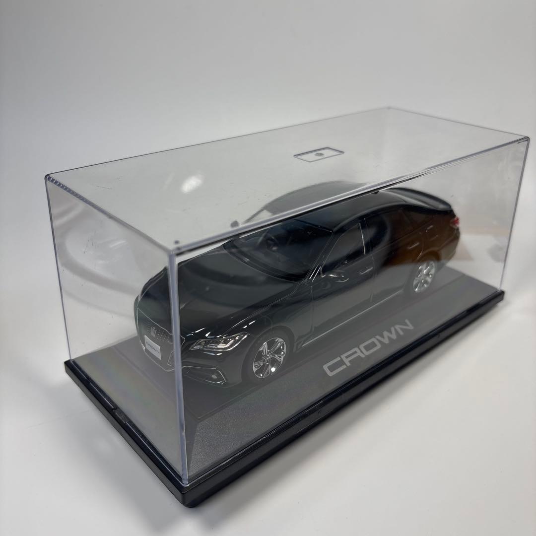 非売品 ディーラー正規 TOYOTA CROWN RS 1/43ダイキャスト黒