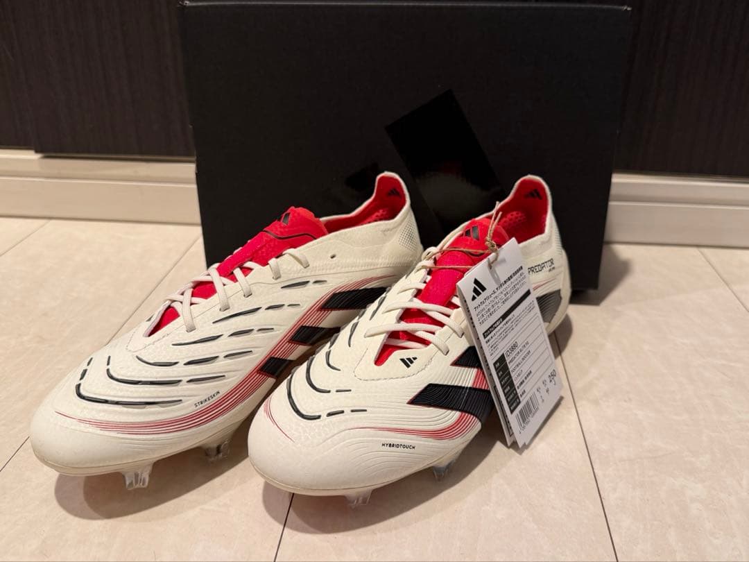 希少 アディダス プレデター エリート FG GOAL HUNTER PACK